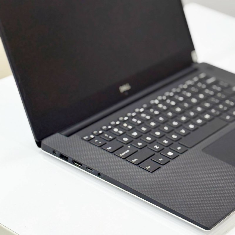 لپتاپ استوک Dell Precision 5530 | پردازنده Core i7 8850H | رم 16 گیگابایت | گرافیک 4 گیگابایت Nvidia P600