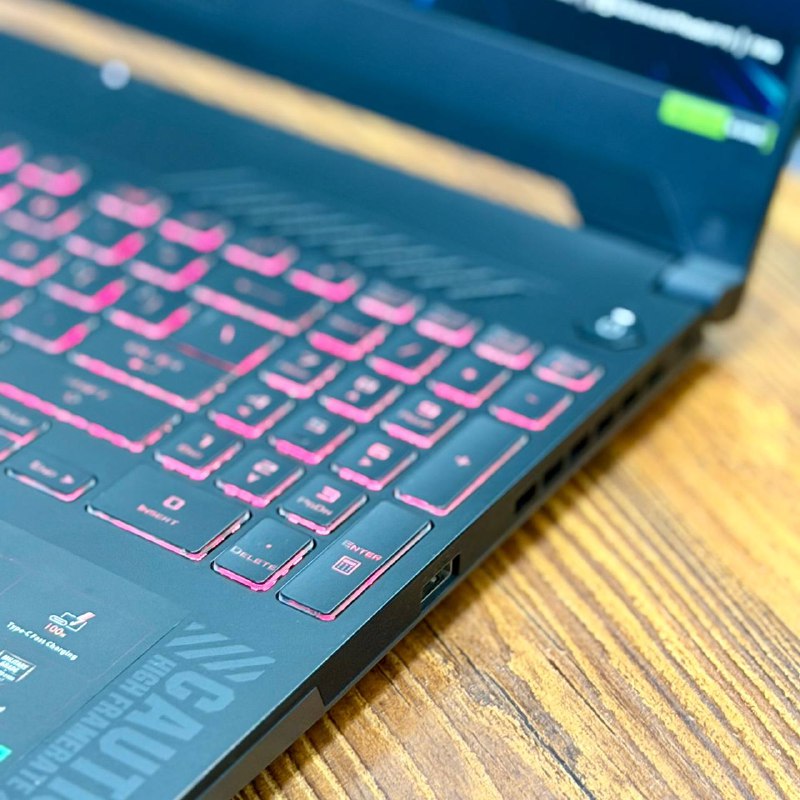 لپتاپ گیمینگ ایسوس استوک مدل TUF FX507VU (i7-13620H | RTX 4050 | 16GB RAM | 512GB SSD)